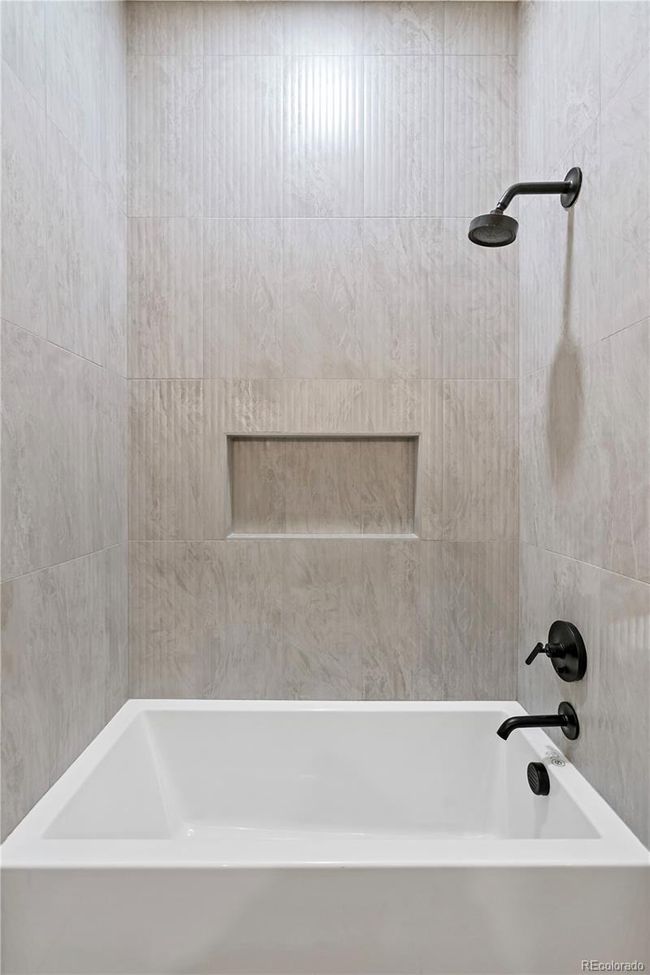 1238 S Saint Paul St, House other with 4 bedrooms, 6 bathrooms and 3 parking in Denver CO | Image 25