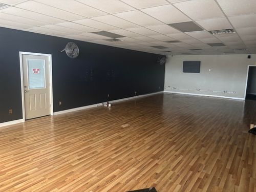 1395 W Bristol Rd, Flint, MI, 48507-5549 | Card Image