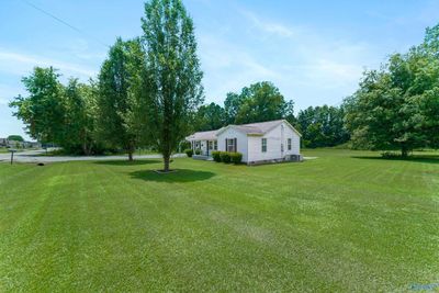 656 Walt Campbell Road, House other with 3 bedrooms, 2 bathrooms and null parking in Hazel Green AL | Image 2