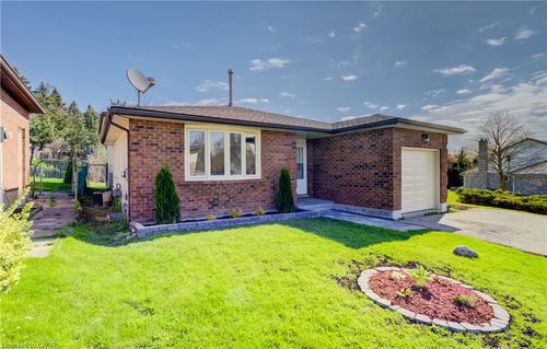 115 Westvale Dr, Waterloo, ON, N2T1K1 | Card Image