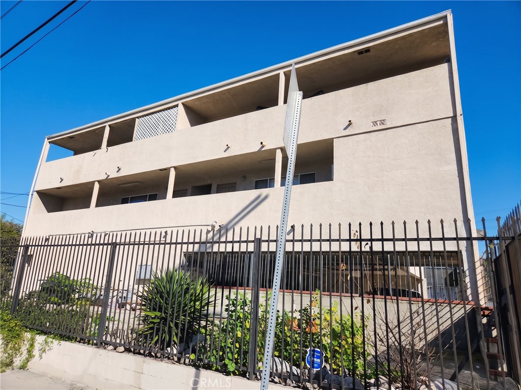 Residential Lease in Los Angeles