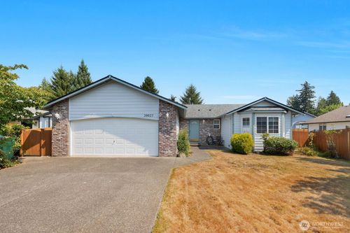 20027 45th Dr Ne, Arlington, WA, 98223-4725 | Card Image