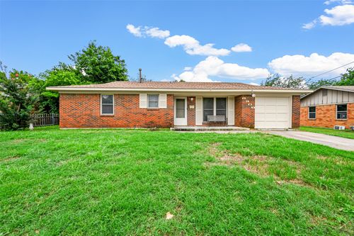 6209 Shadydell Dr, Fort Worth, TX, 76135-1925 | Card Image