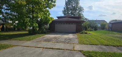 6047 Elm Lane, House other with 3 bedrooms, 1 bathrooms and 2 parking in Matteson IL | Image 1