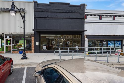 110 E Main St, Whitesboro, TX, 76273-1705 | Card Image