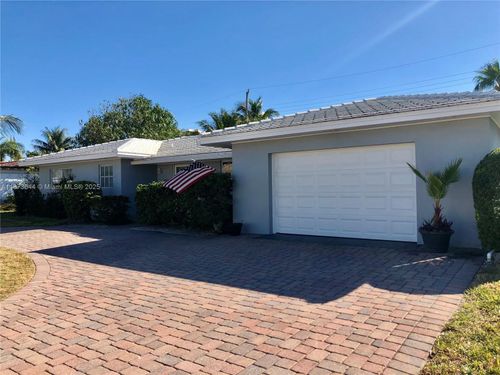 1241 Manor Dr, Riviera Beach, FL, 33404-2738 | Card Image