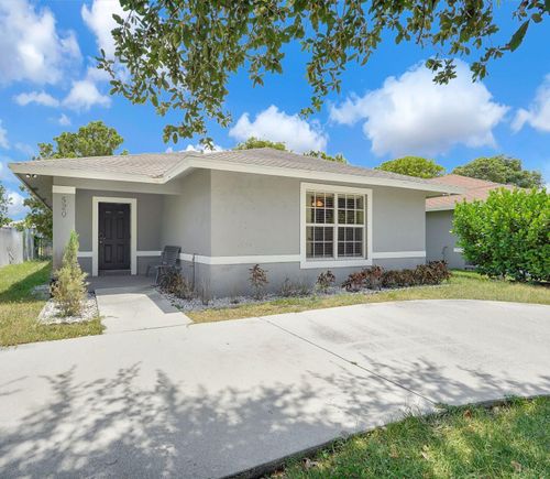 520 Southridge Rd, Delray Beach, FL, 33444-2229 | Card Image