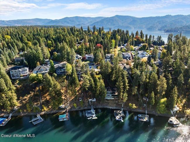 Breathtaking views of the lake | Image 41
