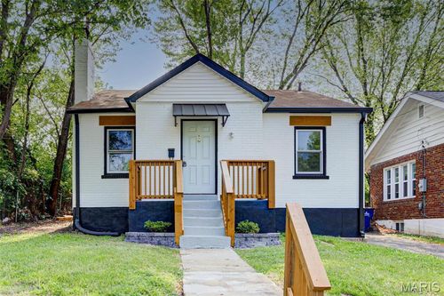 1032 Charleville Ave, Saint Louis, MO, 63119-1128 | Card Image