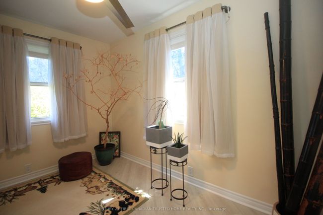 2294 Gore St, House other with 4 bedrooms, 2 bathrooms and 4 parking in Mount Brydges ON | Image 17