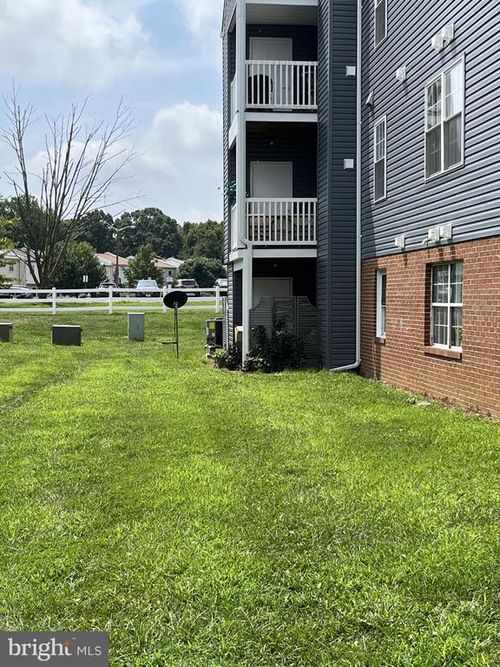 apt-15-200 Dover Pl, STAFFORD, VA, 22556-4567 | Card Image