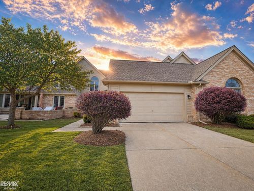16890 Sandstone Cir, Macomb, MI, 48042-1126 | Card Image