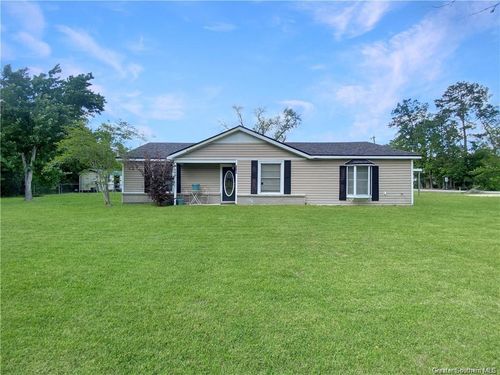 892 Pinecone Dr, Lake Charles, LA, 70611-4841 | Card Image