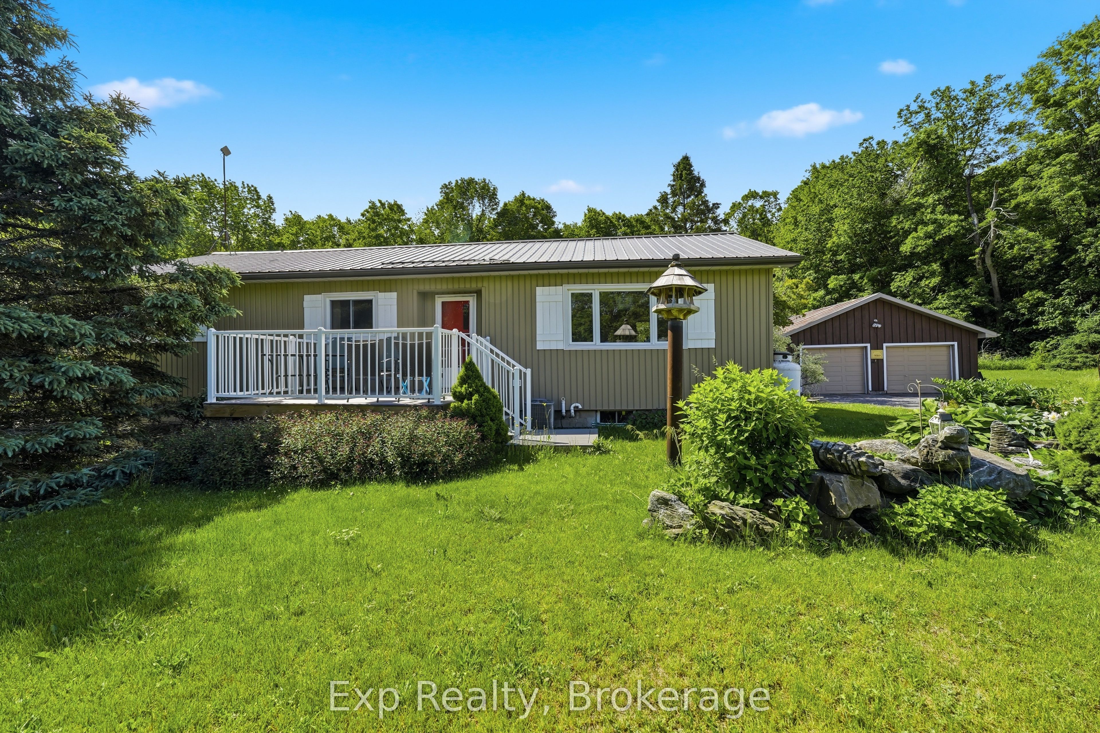 Residential in Marmora and Lake