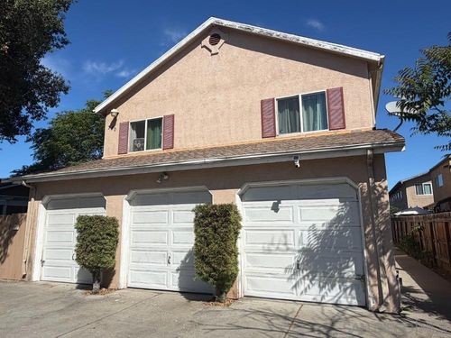 b-350 E Washington Ave, Escondido, CA, 92025-2864 | Card Image