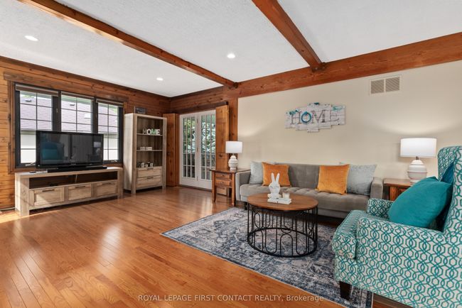 24 Valleyview Dr, House other with 3 bedrooms, 2 bathrooms and 6 parking in Oro Medonte ON | Image 7