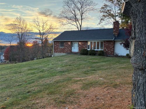 1378 State Route 94, New Windsor, NY, 12553-8616 | Card Image