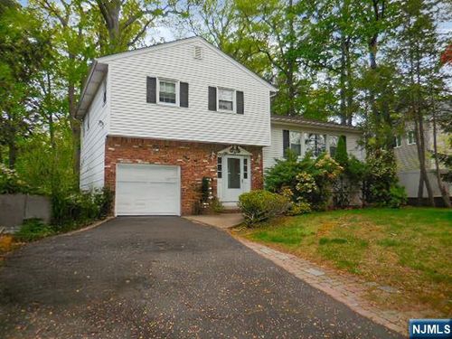47 3rd St, Harrington Park, NJ, 07640-1030 | Card Image