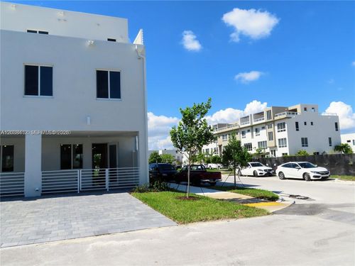 101-6401 Nw 103rd Pl, Doral, FL, 33178-4706 | Card Image