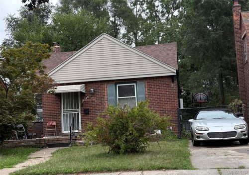 19786 Pennington Dr, Detroit, MI, 48221-1619 | Card Image