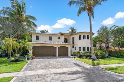 560 Sw 15th Street, House other with 5 bedrooms, 4 bathrooms and null parking in Boca Raton FL | Image 2