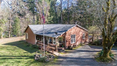 801 Bauer Road Road, Laytonville, CA, 95454 | Card Image