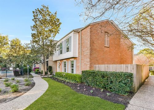 7505 Brompton St, Houston, TX, 77025-2266 | Card Image