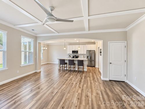 8149 Merryvale Ln, Charlotte, NC, 28214-2658 | Card Image