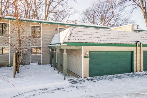 15857 27th Ave N, Plymouth, MN, 55447-1900 | Card Image