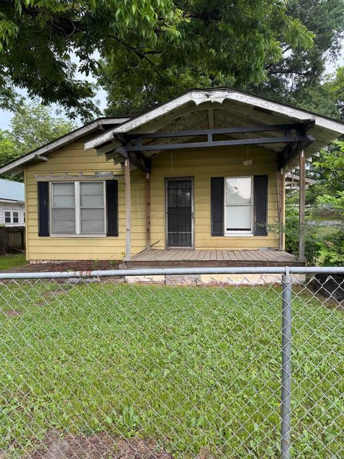 511 Oak St, Morrilton, AR, 72110-2029 | Card Image
