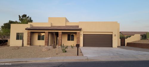 615 S Jackson St, Wickenburg, AZ, 85390-3309 | Card Image