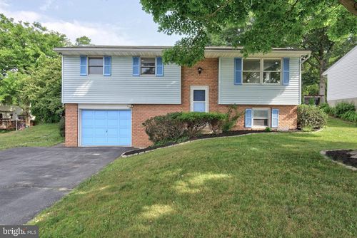 3169 Thistle Dr, LANCASTER, PA, 17601-1354 | Card Image