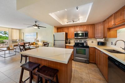 H-408 - 2575 S Kihei Rd, Condo with 1 bedrooms, 2 bathrooms and null parking in Kihei HI | Image 1