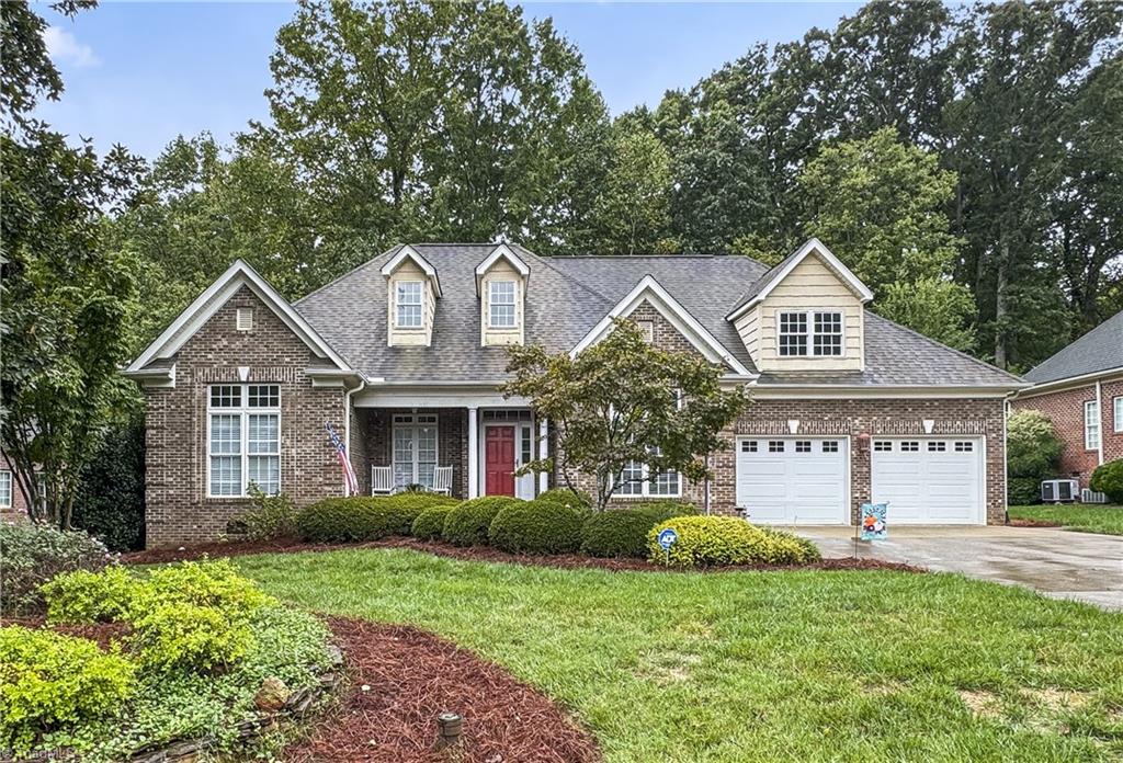 Century Oaks Ln, Winston Salem, NC 27106