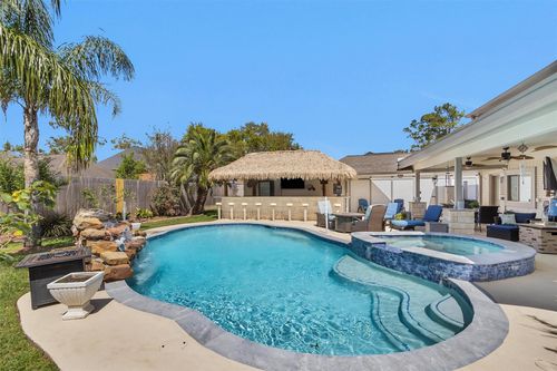 2108 Kildare Dr, Pearland, TX, 77581-5138 | Card Image
