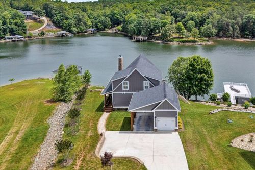 3 Augusta Way, Wirtz, VA, 24184-1109 | Card Image