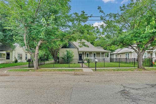 416 W Willingham St, Cleburne, TX, 76033-4823 | Card Image