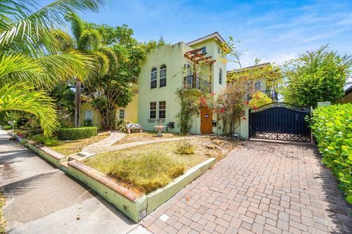 724 Park Pl, West Palm Beach, FL, 33401-7234 | Card Image