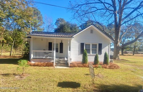 202 Lewis St, Bladenboro, NC, 28320-6317 | Card Image