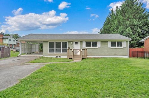 1667 Barnett Rd Nw, Roanoke, VA, 24017-2048 | Card Image