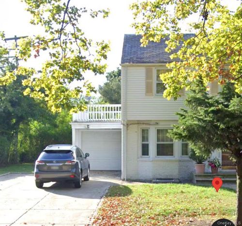 292 11th St, Garden City, NY, 11530-3051 | Card Image