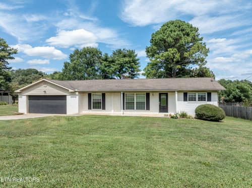 512 Cherokee Heights Dr, Maryville, TN, 37801-5422 | Card Image