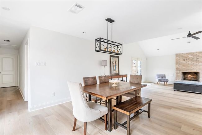 4403 Hickory Downs Dr, House other with 3 bedrooms, 2 bathrooms and 2 parking in Houston TX | Image 8
