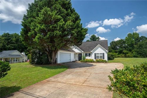 130 Mills Lndg, Covington, GA, 30016-2526 | Card Image
