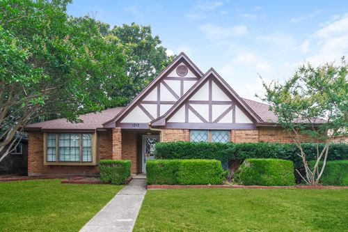 1317 Edelweiss Dr, Allen, TX, 75002-4414 | Card Image