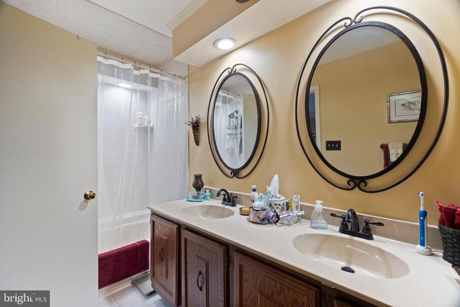 7720 Bristol Square Ct, Townhouse with 3 bedrooms, 4 bathrooms and null parking in Springfield VA | Image 19