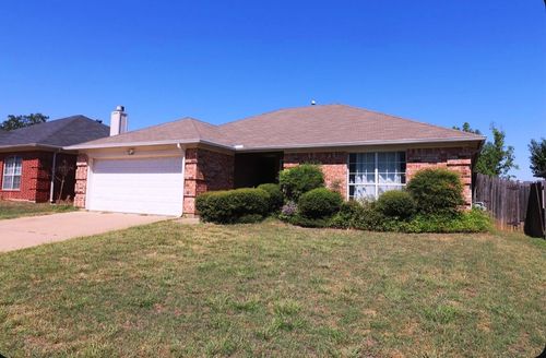 4201 Highgrove Dr, Arlington, TX, 76001-5167 | Card Image