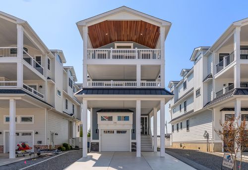 336 40th St, Sea Isle City, NJ, 08243-2034 | Card Image