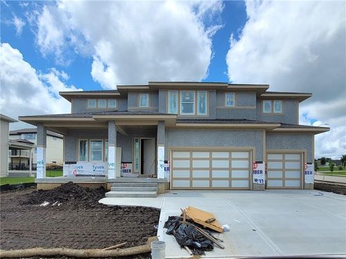 18220 Monrovia St, Overland Park, KS, 66013-4528 | Card Image