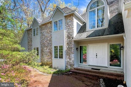 1 Keswick Dr, VOORHEES, NJ, 08043-1432 | Card Image